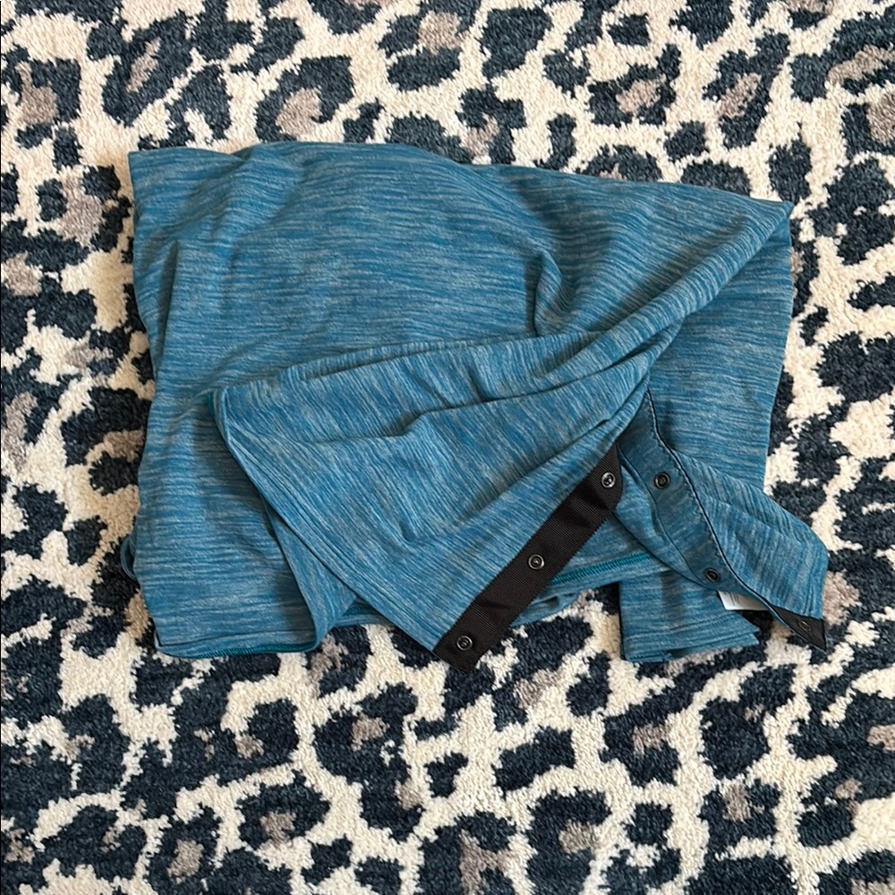 Lululemon infinity scarf